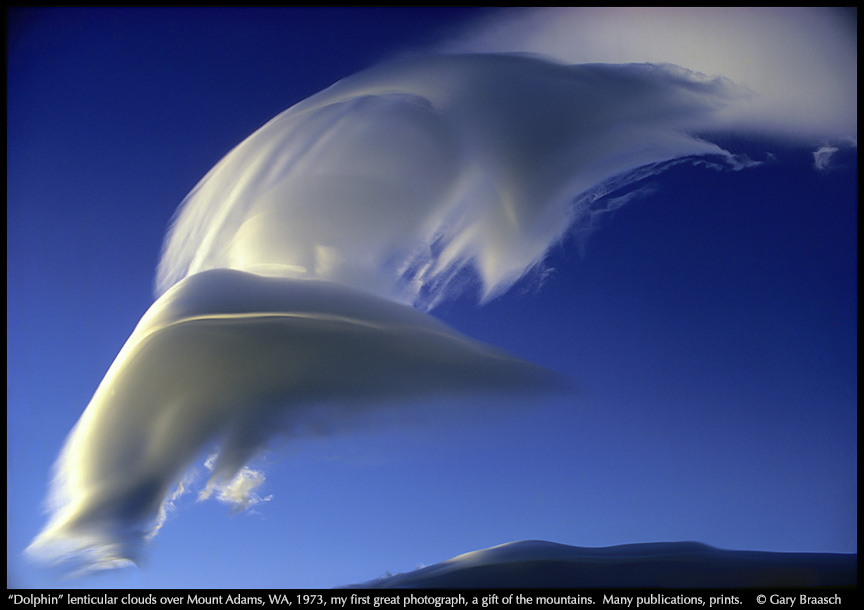 lenticular clouds mt. adams